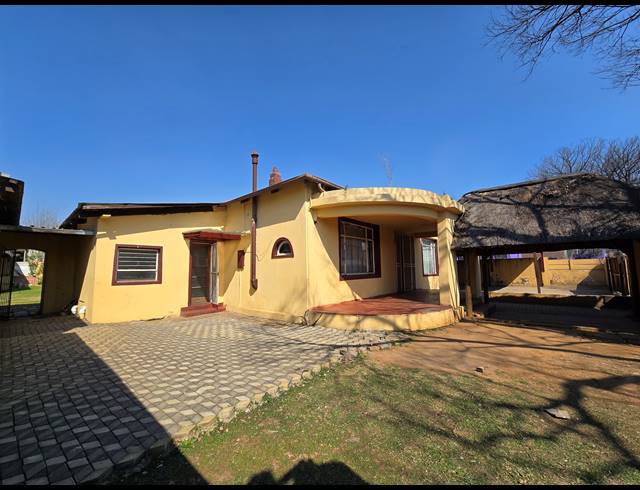 6 BEDROOM HOUSE FOR SALE IN BRAKPAN CENTRAL